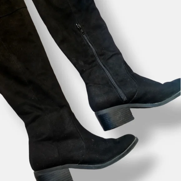 EXPRESS Over The Knee Faux Suede Boots - Black | Size 7 - Picture 4 of 16